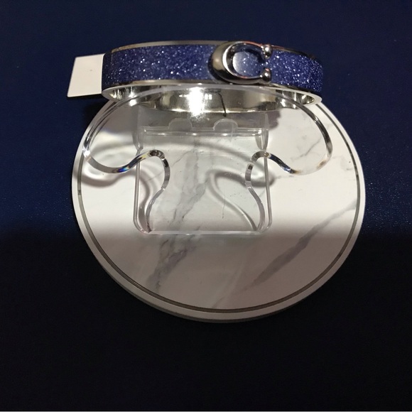 COACH BRACELET, SIGNATURE PUSH HINGED BANGLE - Picture 2 of 9